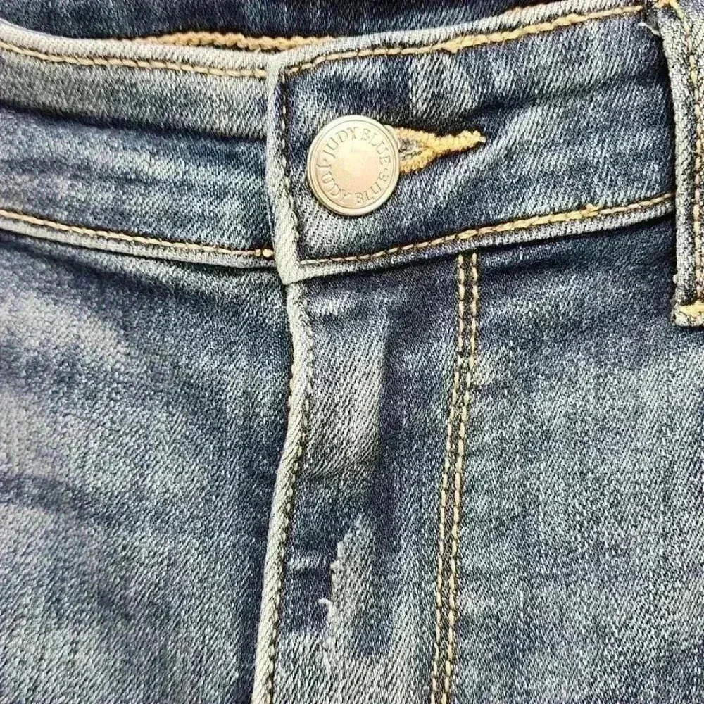 Judy Blue Distressed Skinny Fit Jeans Womens Size 13/31 - Picture 6 of 16